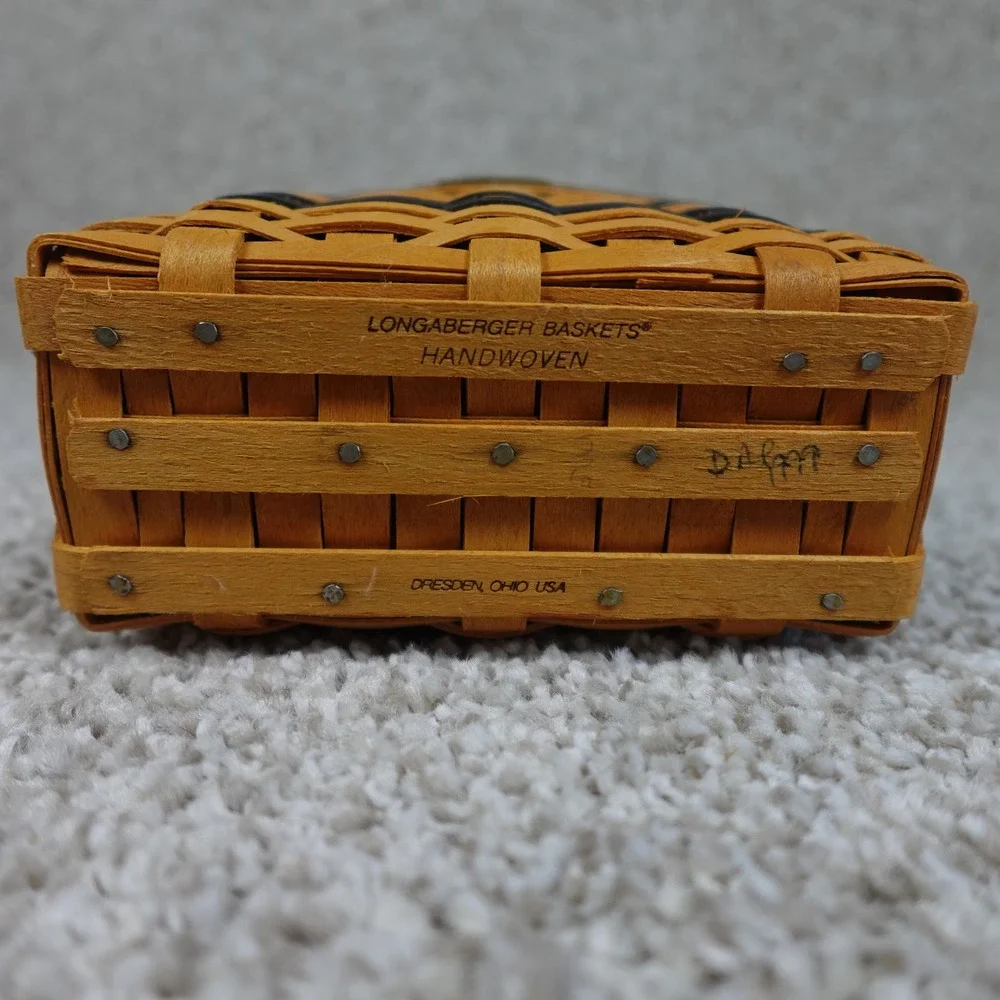 Longaberger 2000 JW Collection Miniature Bread & Milk Basket Set with Box Liner